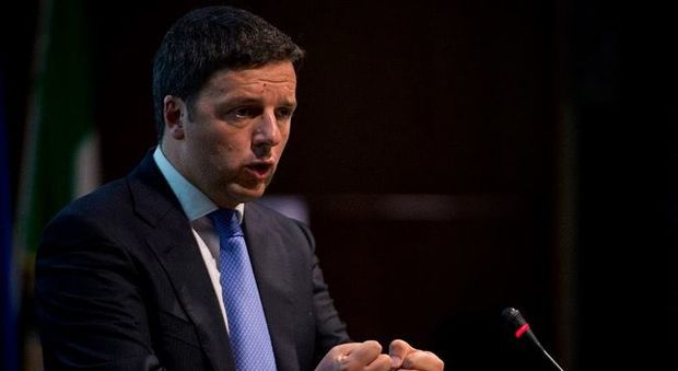 Pensioni, Renzi promette l'anticipo nel 2017