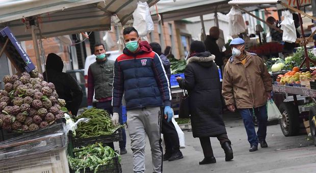 Civitavecchia, il sindaco prolunga apertura del mercato: dalle 7 alle 14