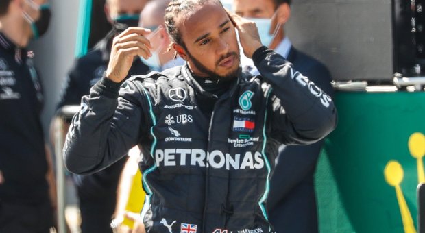 Formula 1, le pagelle. Solito perfetto Hamilton, vola anche Verstappen. Ferrari imbarazzanti
