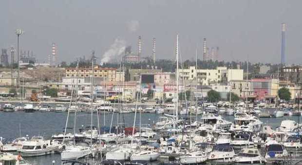 Ilva, Cisl Taranto: pericolosa vendita al buio