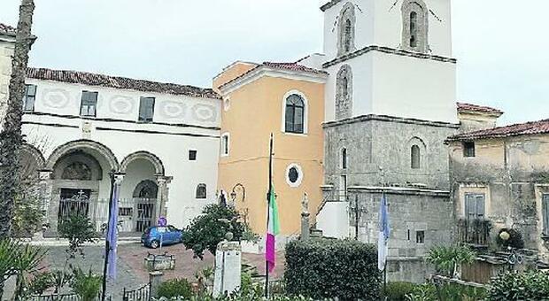 La cattedrale di Carinola riaperta al culto dopo il restyling