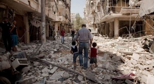 Aleppo, tregua violata: spari su convogli di feritii durante l'evacuazione, uccisi 4 civili