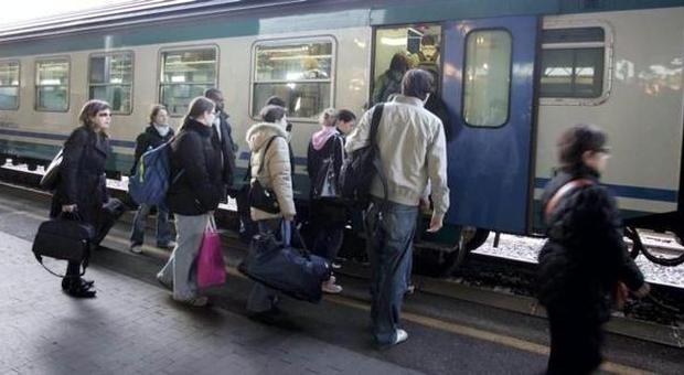 In treno in balia di rom senza ticket «Se protesti ti insultano e sputano»