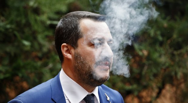 Straniero tenta di aggredire Salvini all'Auditorium di Roma: preso