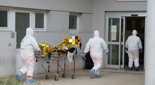 Coronavirus senza tregua: oggi 35 morti nelle Marche, tra loro un 53enne senza altre patologie. Il totale è 452