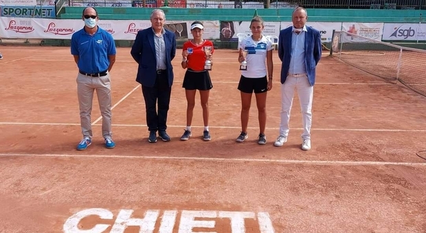 La premiazione del campionato italiano femminile di terza categoria a Chieti