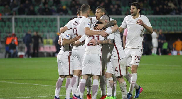 Palermo-Roma 0-3: El Shaarawy, Dzeko e Bruno Peres calano il tris