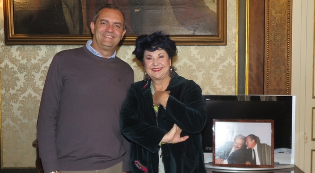 Teatro Trianon, Marisa Laurito incontra il sindaco di Napoli de Magistris