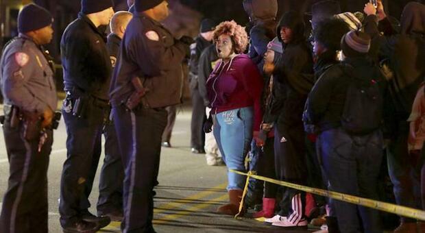 La lite sui social finisce in sparatoria: morti due ragazzini di 14 e 16 anni. L'orrore ad Atlanta