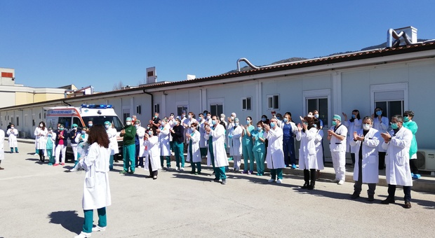 Coronavirus, si conferma il calo in Abruzzo: altri 29 casi e 8 morti
