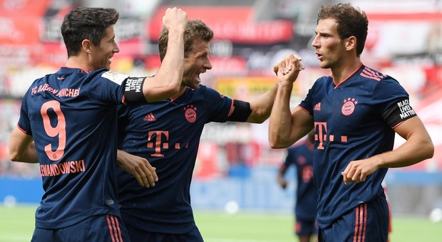 Bundesliga, Bayern implacabile: 4-2 al Leverkusen, ma il Dortmund non molla