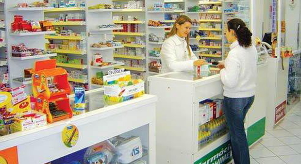 Ricetta del medico alla mano: ora le visite si potranno prenotare in farmacia