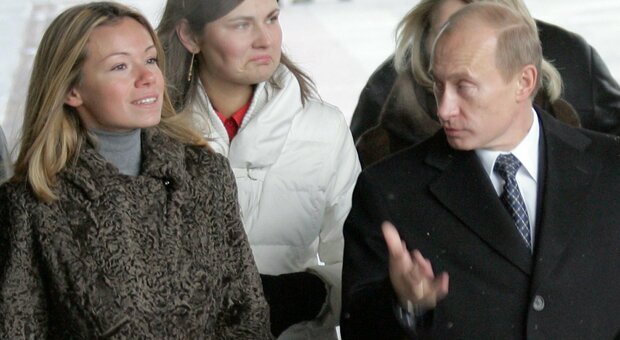 Putin, le figlie sanzionate: la vita privata e il patrimonio