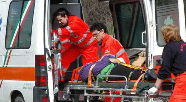 Latina, incidente sulla Carpinetana a Maenza: tre giovani feriti gravemente
