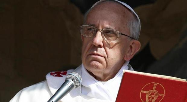 Il Papa piange Susanna, morta di meningite, e denuncia la deriva di un «mondo malato»