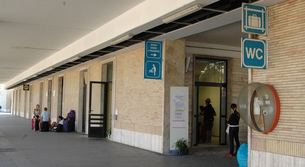 I bagni della stazione di Ancona