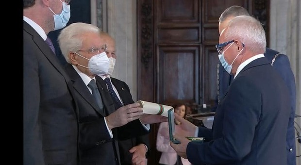 Il presidente della Repubblica Mattarella premia Faraotti: il re della plastica è ora Cavaliere del lavoro