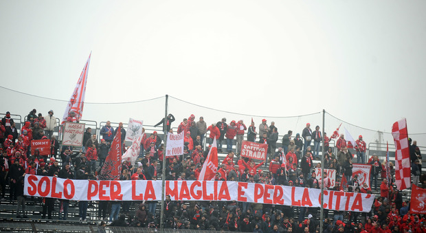 I 500 tifosi presenti a Venezia (FOTO SETTONCE)