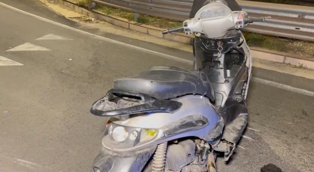 Taranto, incidente con la moto vicino alla rotatoria, muore un 42enne
