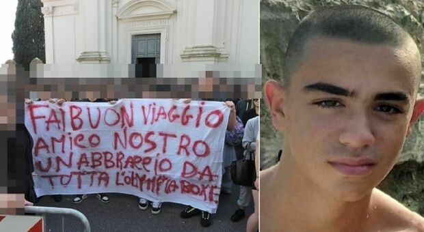 Fabrizio Procaccini, il funerale del 14enne precipitato in un dirupo. La mamma: «Eri il mio angelo, mi manca l'ossigeno»
