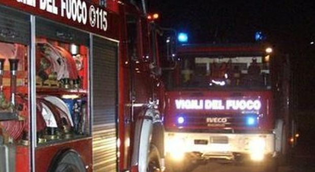 Vigili del fuoco al lavoro a Baschi