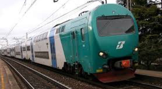 Guasto al locomotore in tilt la linea ferroviaria Trieste-Venezia