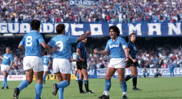 Il compleanno di Maradona: il 29 ottobre festa con gli ex azzurri