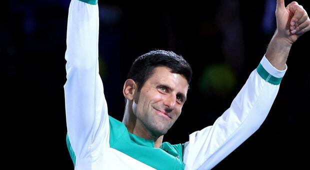 Novak Djokovic agli Open d'Australia: è giusto che partecipi?