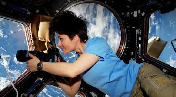 Elezioni, l'astronauta Samantha Cristoforetti candidata del Pd? «Non ne so nulla»