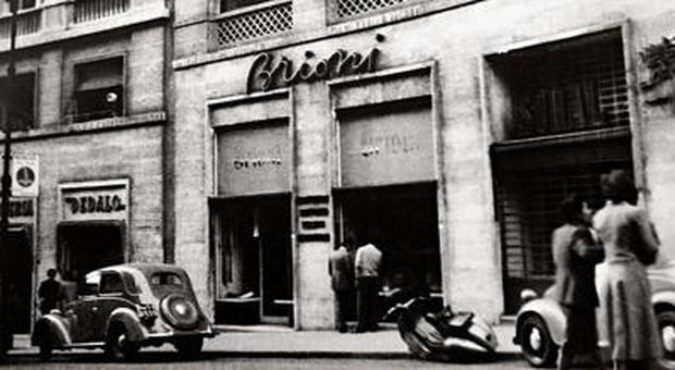 La storia della sartoria Brioni all'Angelica di Roma: dal cardigan di Elvis Presley agli smoking di JFK