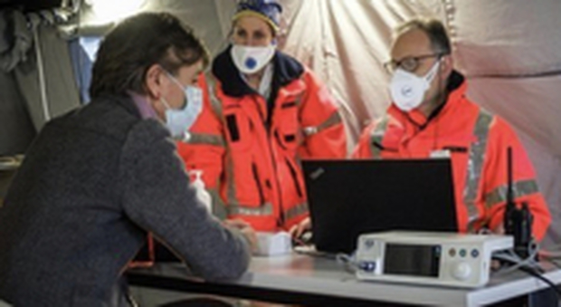 Coronavirus, positivo al Pronto soccorso di Perugia: 17 in isolamernto tra medici e infermieri