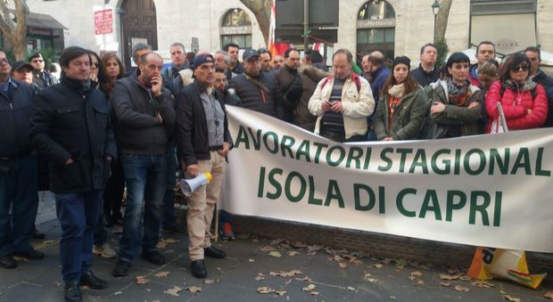 A Roma la prostesta dei lavoratori stagionali di Capri: no alla Naspi