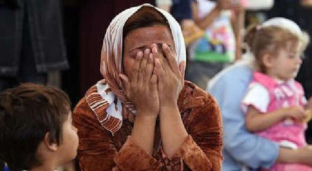 Iraq, migliaia di cristiani in fuga. Papa: fermare persecuzione