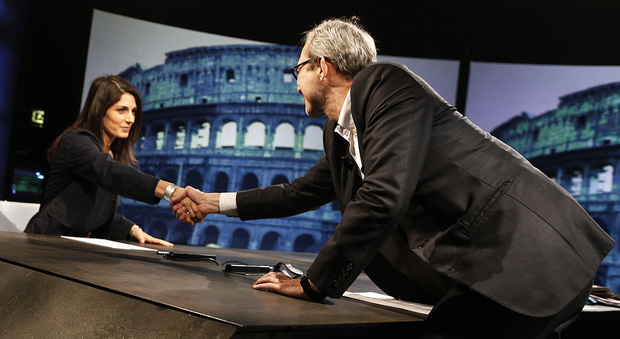 Elezioni Roma, confronto in tv su Rai 3. Raggi: per ora no alle Olimpiadi. Giachetti: sia chiara e dica sì o no