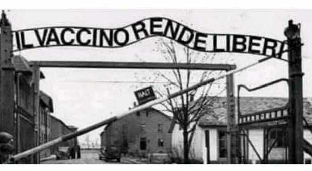 Consigliere comunale posta foto di un campo di concentramento: «Il vaccino rende liberi», è bufera