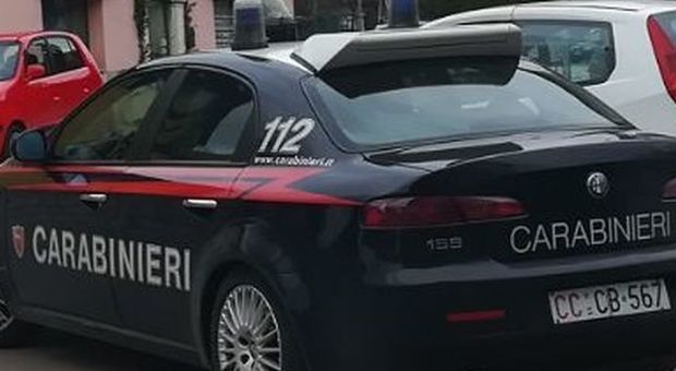 Perugia, rapinato da due balordi in strada a Fontivegge