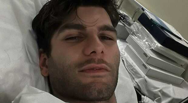 Samuele Carniani operato di tumore allo stomaco, come sta l'ex corteggiatore di Uomini e donne: «Grazie a tutti di cuore. Ho vinto!»