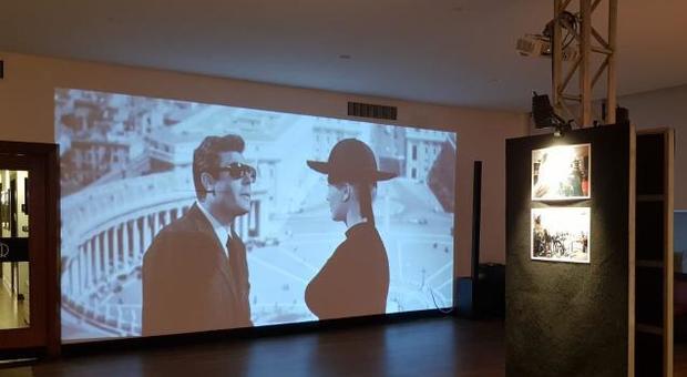 La mostra dedicata a Fellini al Circolo Canottieri Roma
