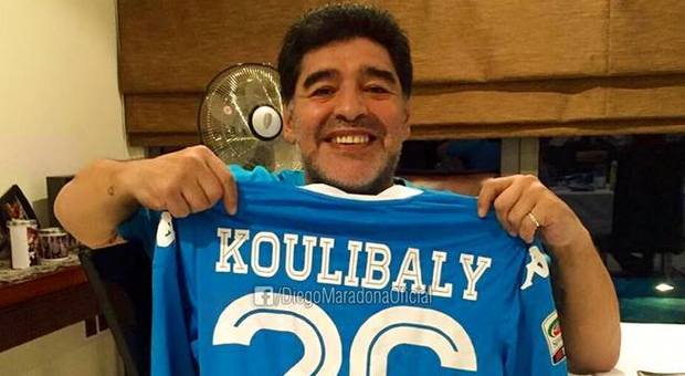 Napoli-Juventus, Maradona esulta: «Mamma mia! Grazie Koulibaly»