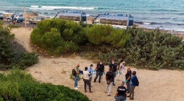 Ragazzo di 19 anni muore annegato a Gallipoli: tragedia a Baia Verde. «Portato via dalla corrente»