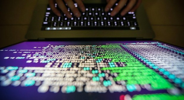 Massa Lubrense, hacker bloccano i file del Comune: «Seicento dollari per liberarli»