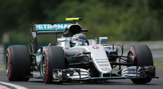 F1, Gp Ungheria: nelle ultime libere Rosberg davanti, Raikkonen quinto