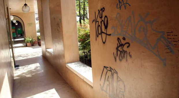 Corte San Francesco e Borgo Stolfi sorvegliati speciali contro i vandali