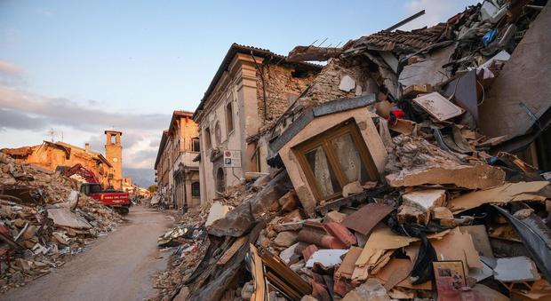 Centro Italia, lo sciame sismico prosegue: 11 scosse nella notte