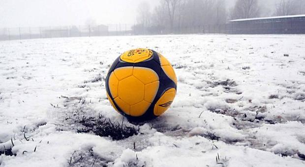 Neve sui campi di calcio