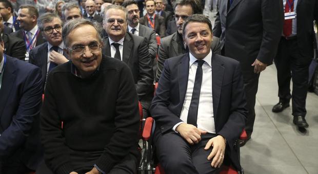 Referendum, a Cassino l'asse Renzi-Marchionne. L'Economist per il no