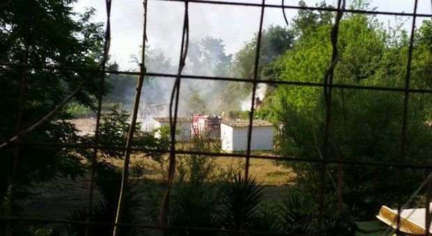 Napoli, esplode fabbrica di fuochi d'artificio: due morti e sei feriti
