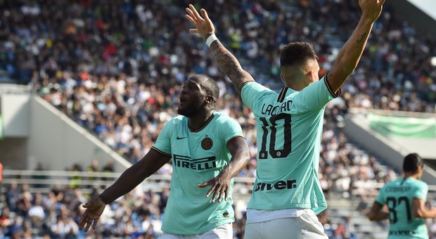 L'Inter non va oltre il 2-2 con il Parma: sfuma il sorpasso alla Signora