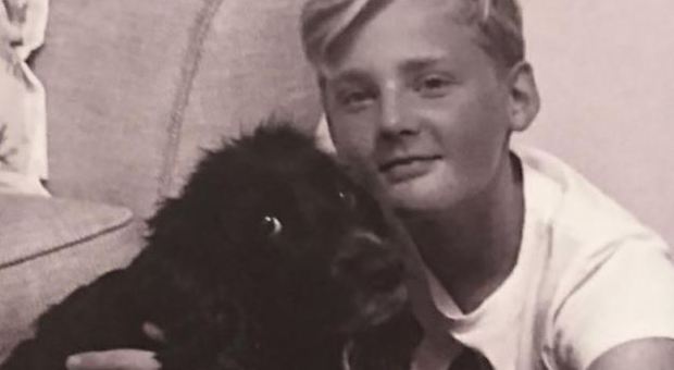 Gb, la sua cagnolina muore: 14enne non regge al dolore e decide di farla finita