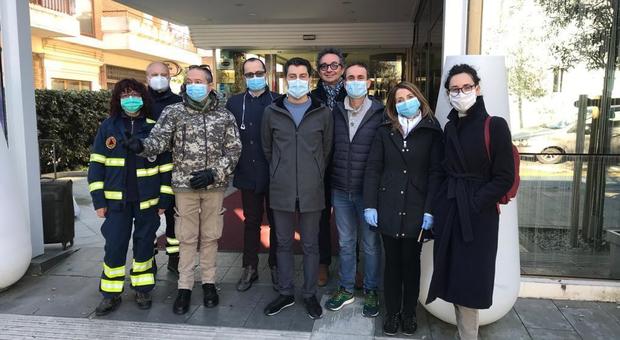 Coronavirus, anestesisti dalla Protezione civile e task force dall'Ucraina: arrivano i rinforzi a Marche Nord